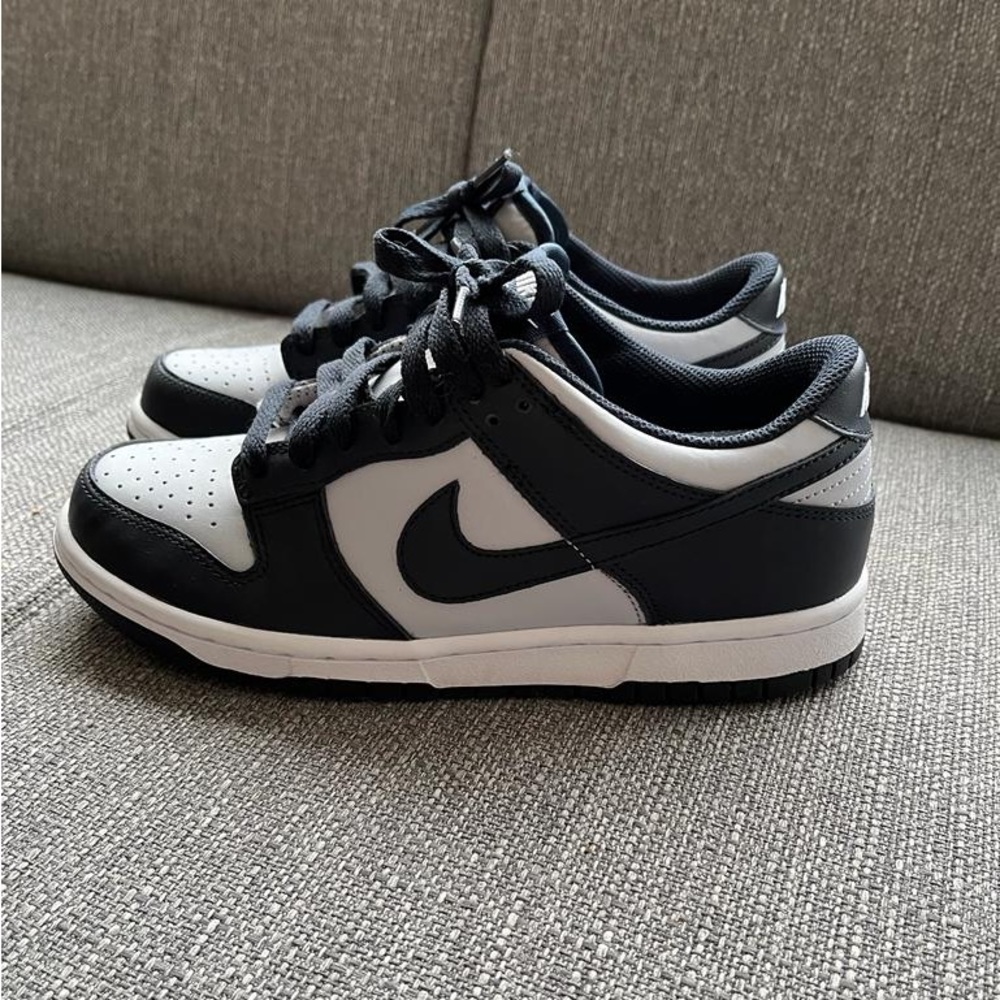 nike dunk low georgetown